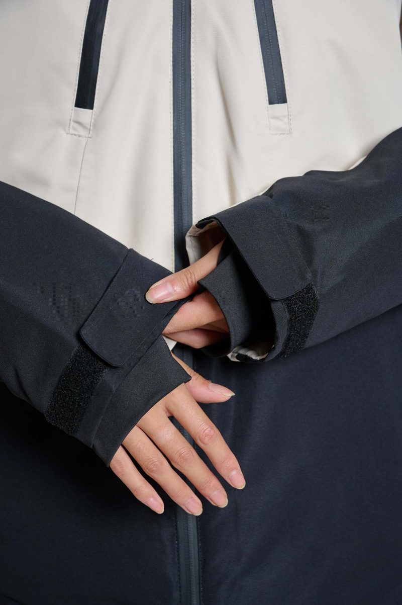 Lumilukot hihansuissa